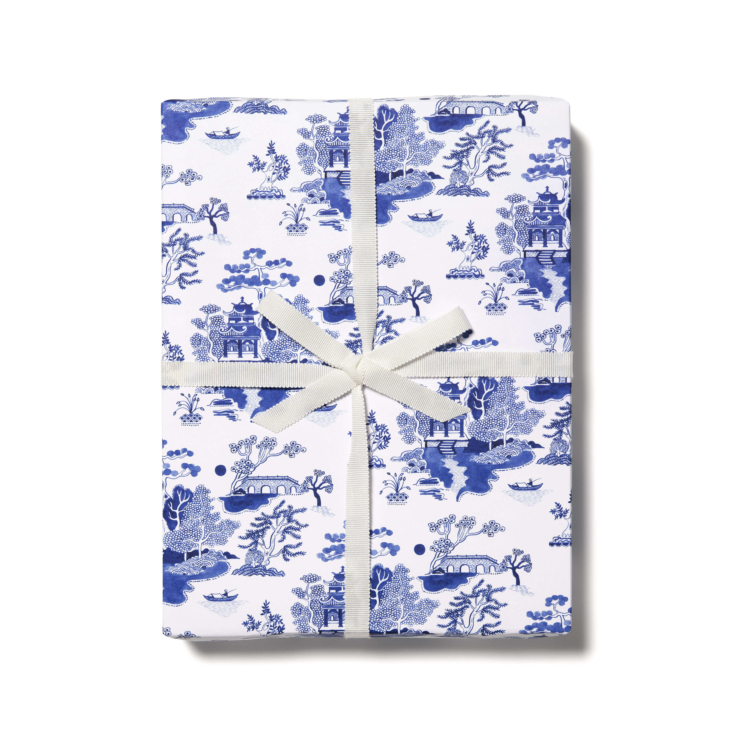 Blue Chinoiserie wrapping paper Roll of 3 Sheets